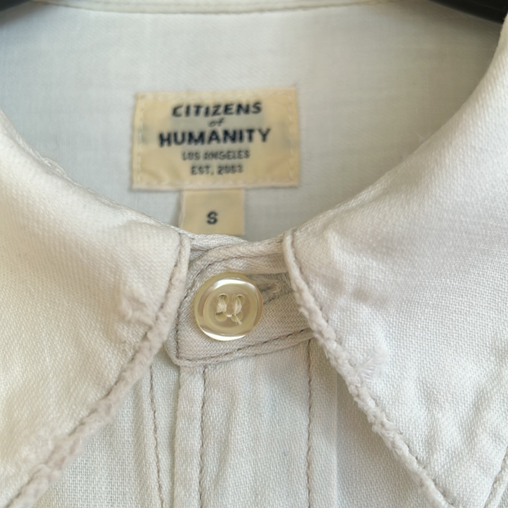 Citizens of humanity white denim shirt in like new condition slim fit
